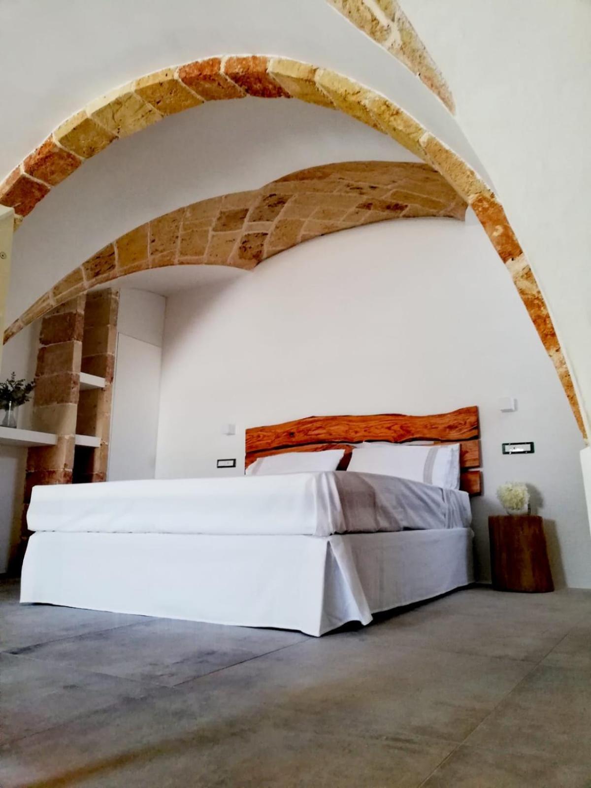 Don Fernando 1938 Bed & Breakfast Miggiano Exterior photo